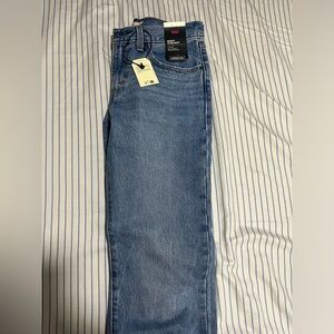 Two pairs of Mid-rise straight Levi’s Jeans